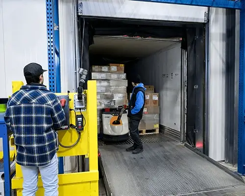 Weeks Food truck offloading